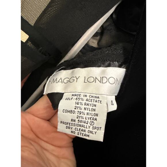 Vintage 90s Maggy London Mesh Embroidered Button Back Velvet Mini Dress Size 4 - Picture 9 of 9